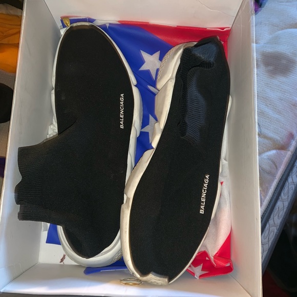 BALENCIAGAS - Picture 3 of 3